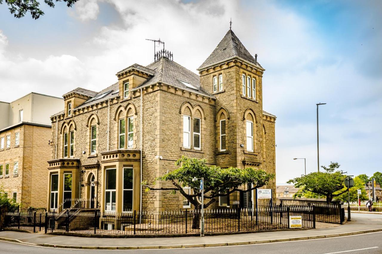 Stay Suites Huddersfield Kültér fotó